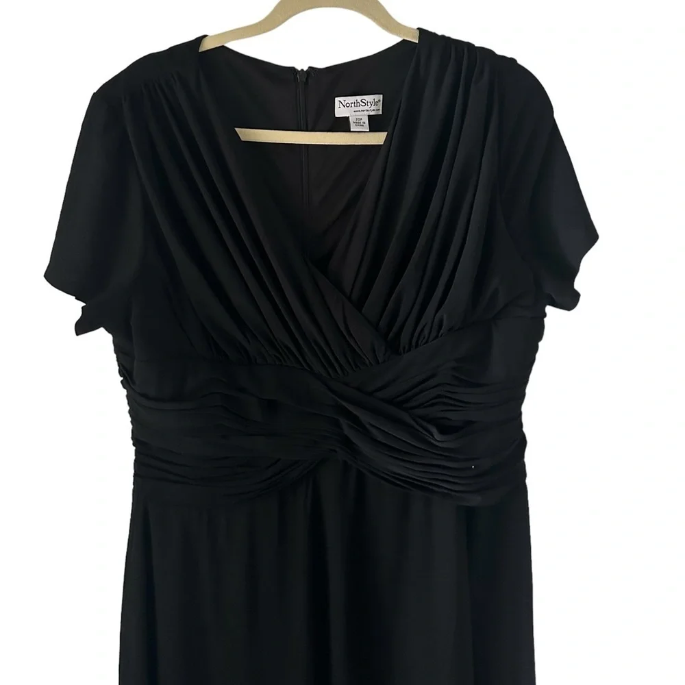 NorthStyle Women's Dress Black Size 20P